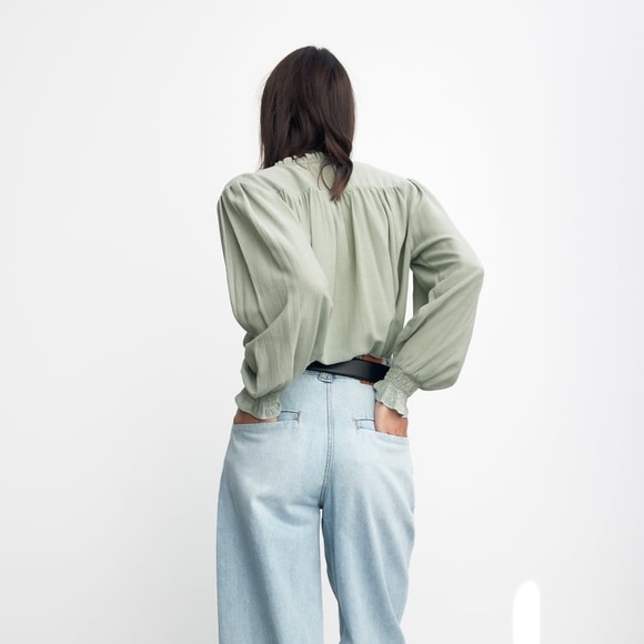 Zara Smocked Shoulder Blouse - Picture 1 of 8